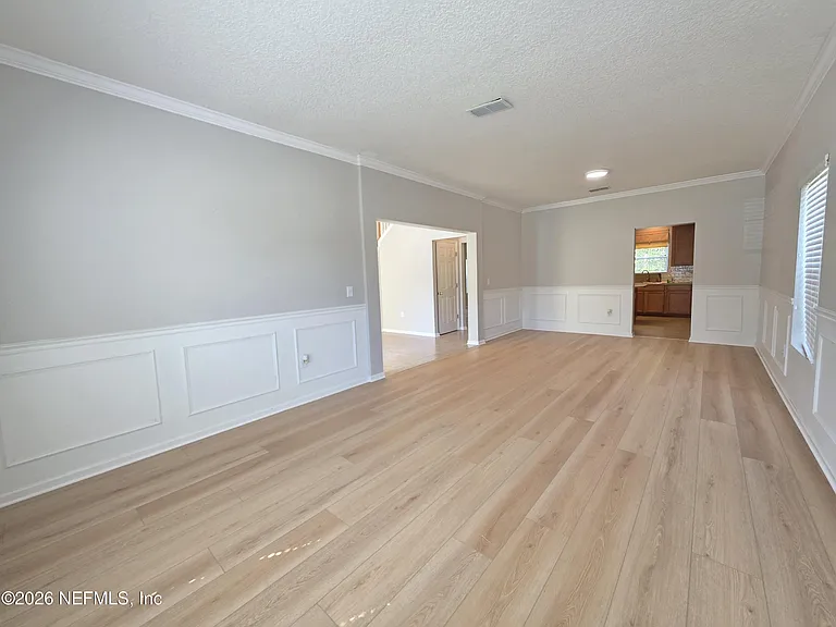 161 Flower Of Scotland Ave — Photo 7
