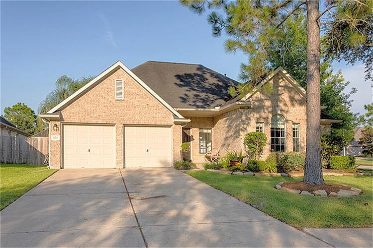 1st image of 3623 Sparrow Dr