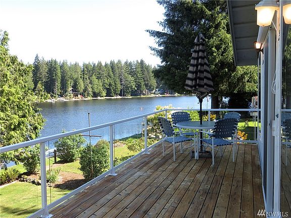 5th image of 661 E Ballantrae Dr