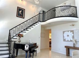 646 S Courson Dr, Anaheim, CA