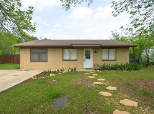804 S 1st St, Sanger, TX 76266