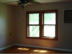 5th image of 1609 Missouri St