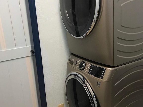 GE washer dryer