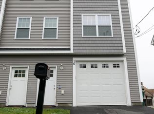 15 Irving St, Lowell, MA 01852