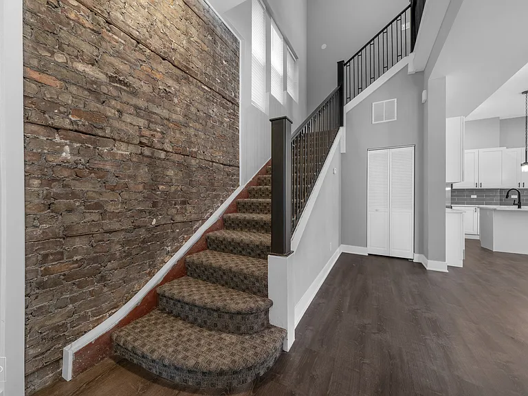 700 S Loomis St #1 — Photo 7