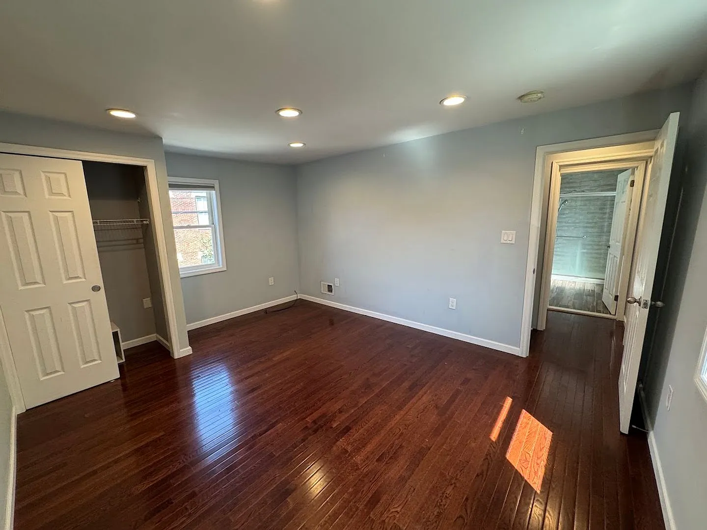 Nice 1 Bedroom in Trendy Lawrenceville — Photo 3