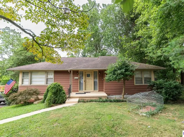 208 Woodland Ct, Elizabethtown, KY 42701