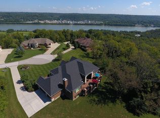 591 Rivershore Dr, Hebron, KY 41048