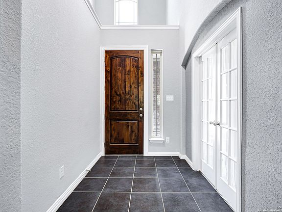 2nd image of 229 Parkview Terrace