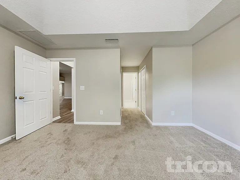 13730 Fish Eagle Dr W — Photo 5