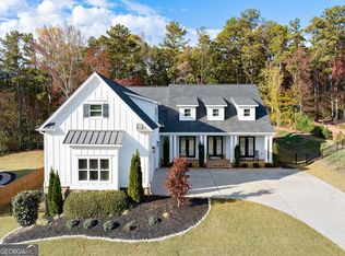 5744 Sunburst Dr, Acworth, GA 30127