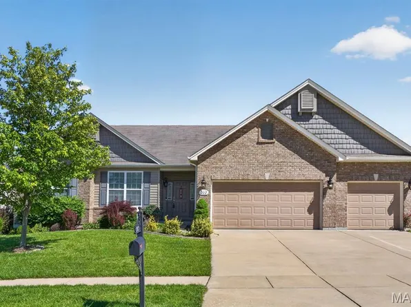 202 Andrea Lynne Dr, Wentzville, MO 63385
