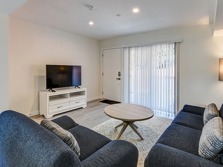 Now Leasing! Brand New Townhome Apartments in Vista — Photo 13