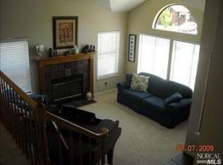 433 Godfrey Dr, Windsor, CA 95492