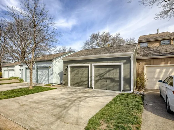 12908 W 67th St, Shawnee, KS 66216