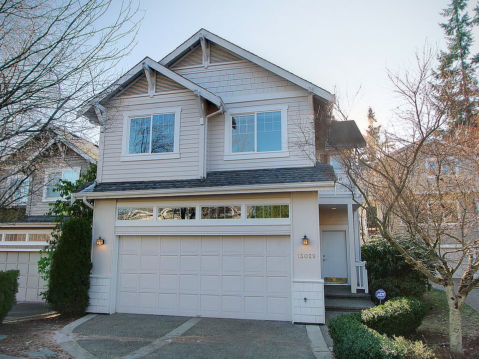 1st image of 13029 NE 70th Dr