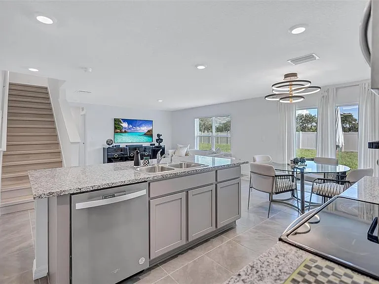 7601 Rosewood Garden Loop — Photo 12
