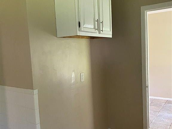 4th image of 2303 Revere Dr