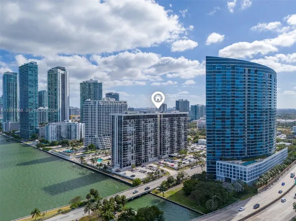 600 NE 36th St APT 1006, Miami, FL 33137