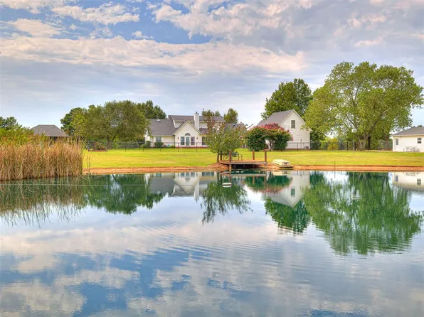 4081 Cedar Farm Rd, Noble, OK 73068