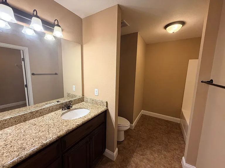 4916 Patton Dr — Photo 7