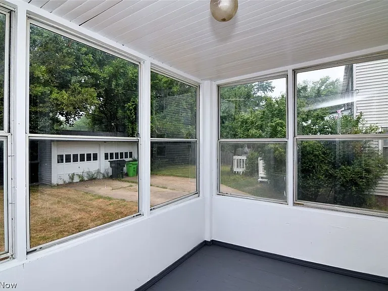 1408 Winston Rd — Photo 19