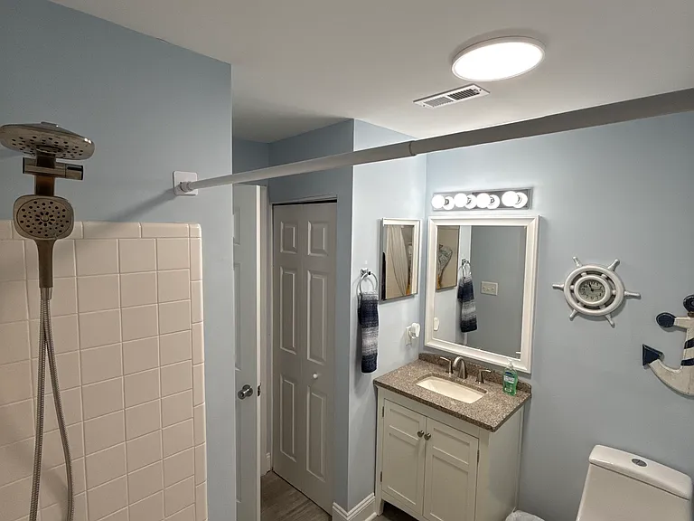 18713 Vineyard Point Ln #18713 — Photo 8