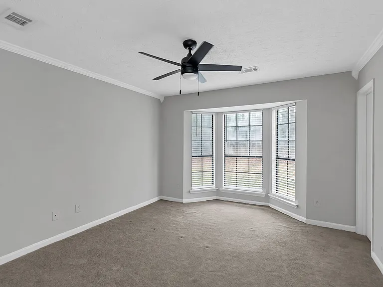 321 Summerwood Ln — Photo 29