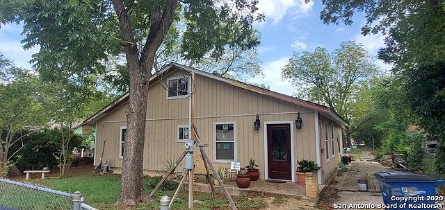 1st image of 220 Bergfeld Ave