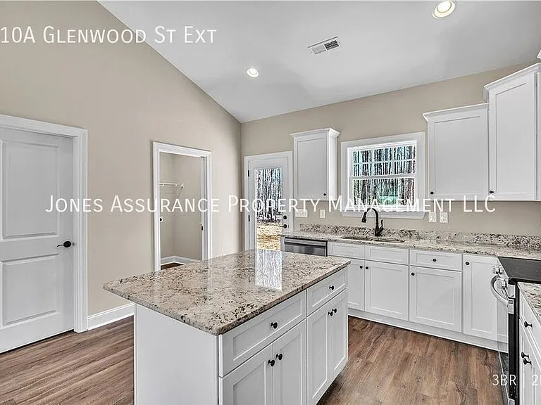 710A Glenwood Street Ext — Photo 5
