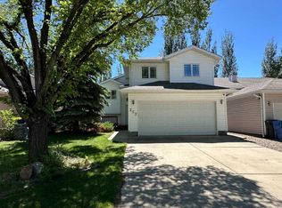 252 NE Red Crow Blvd W, Lethbridge, AB T1K 7B6
