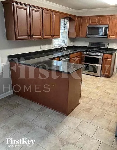 5430 Mallard Dr — Photo 3