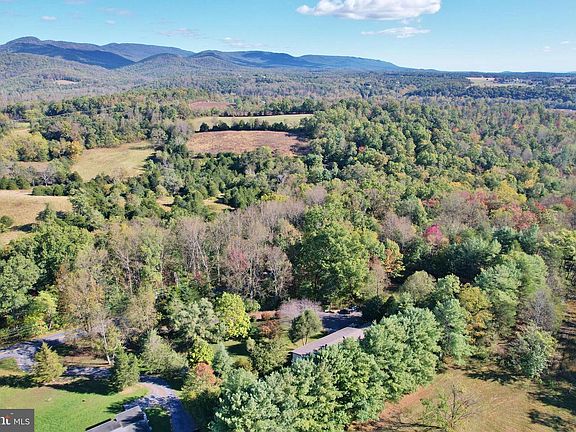 3rd image of 2784 Ridge Hollow Rd