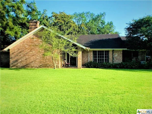 211 Shore Acres Blvd, Shoreacres, TX 77571