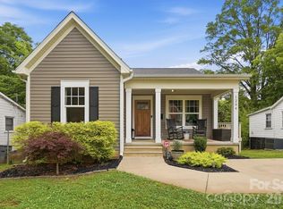 1204 Condon St, Charlotte, NC 28216
