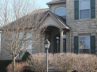 9207 Triple Crown Ct, Pickerington, OH