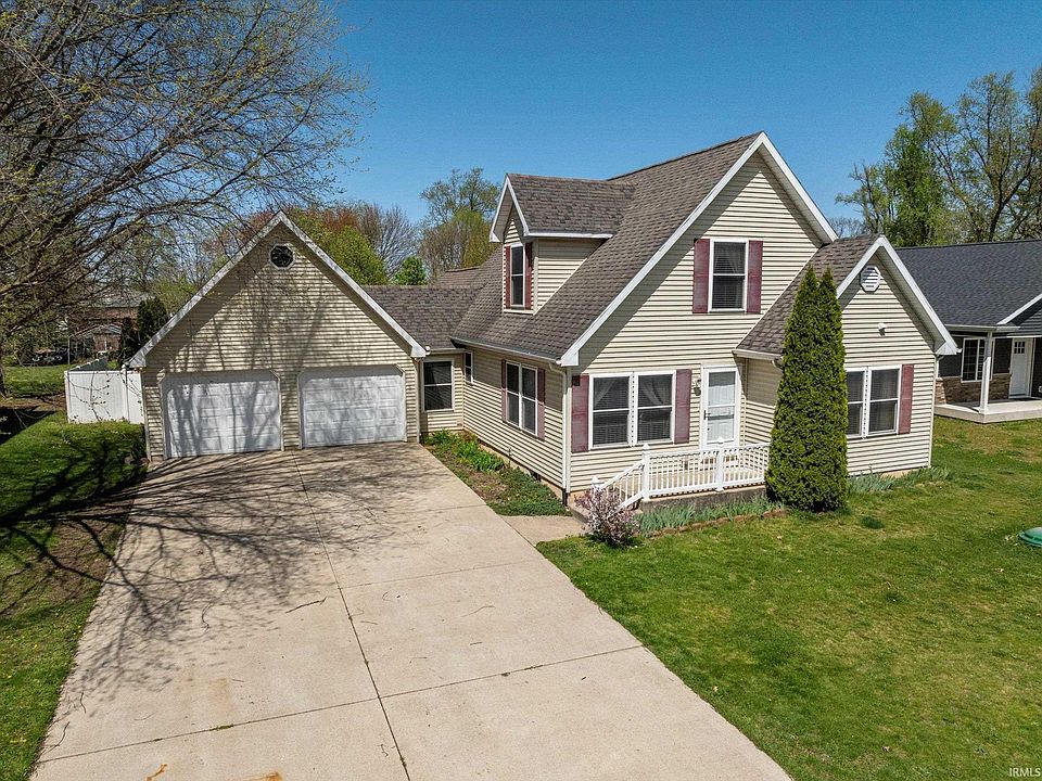 1st image of 26087 Lake Terrace Cir