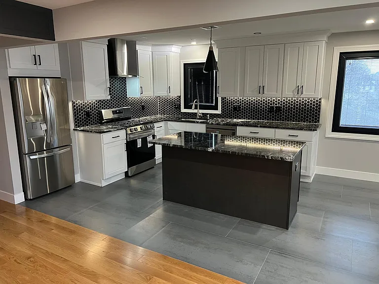 400 Knopf St #2 — Photo 1