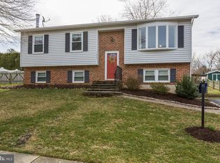7263 Pommel Dr, Sykesville, MD 21784