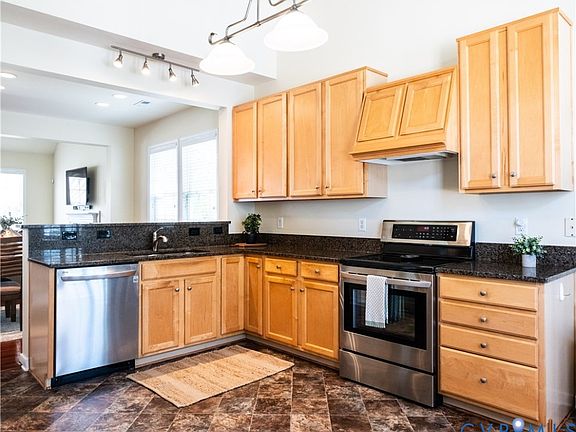 5th image of 13932 Krim Point Way