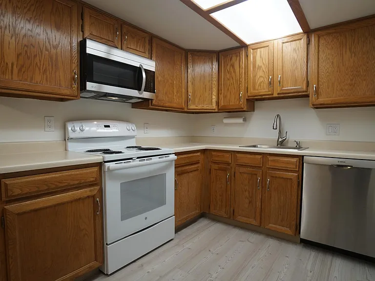 2865 Sundown Ln #207 — Photo 4