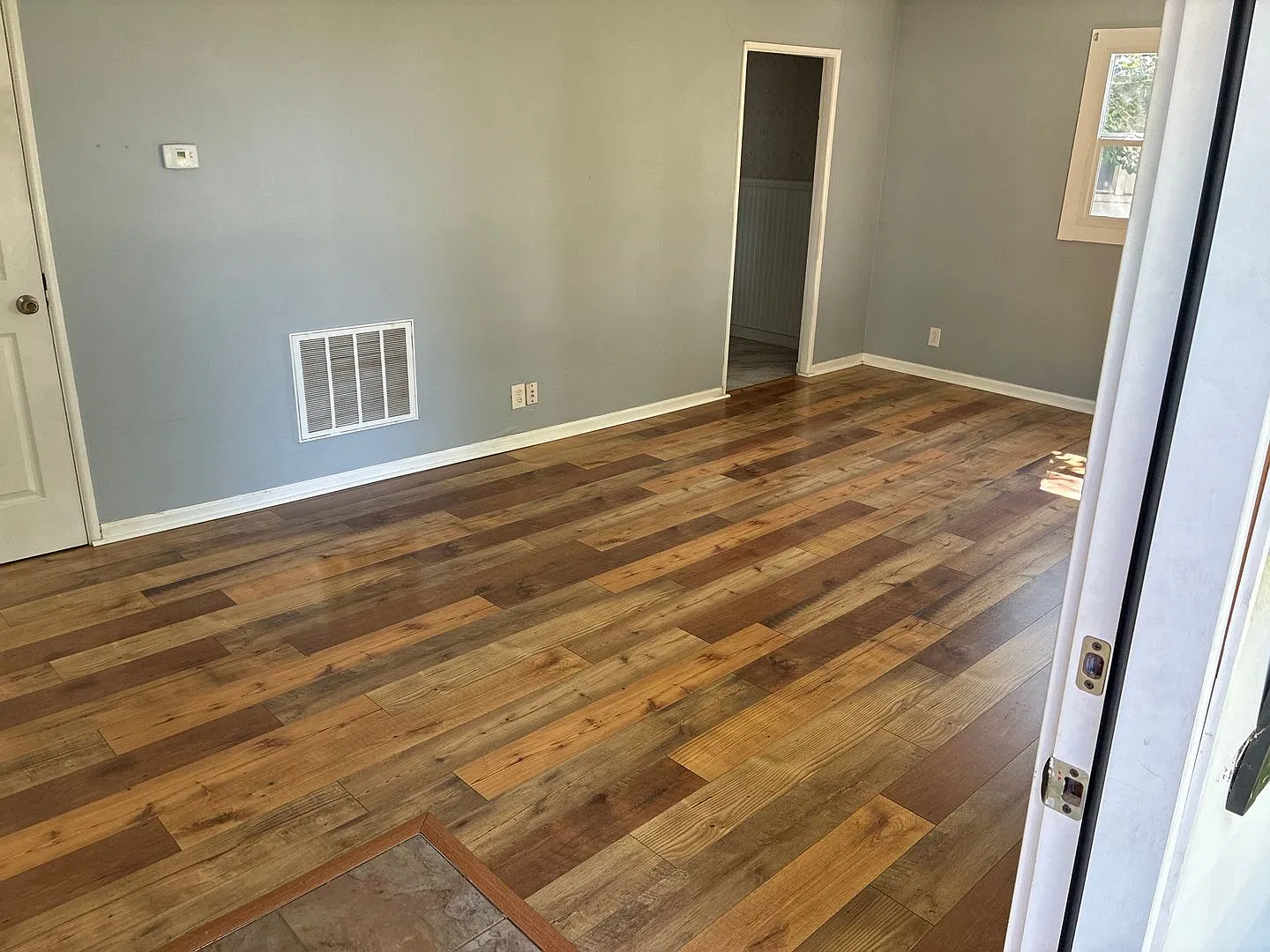 3 bed 1 bath home for rent — Photo 3