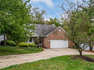 988 Wittshire Ln, Cincinnati, OH 45255