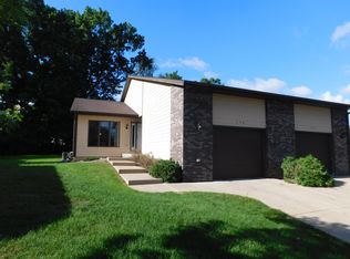 608 Woodridge Ct SE #7A, Menomonie, WI 54751