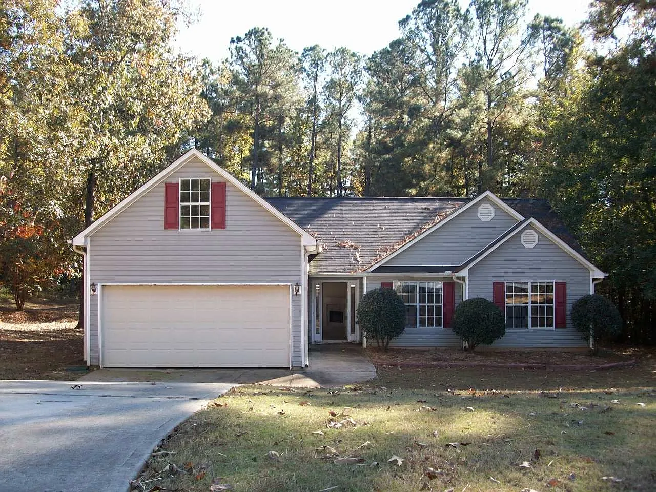 215 Cambridge Way photo 1
