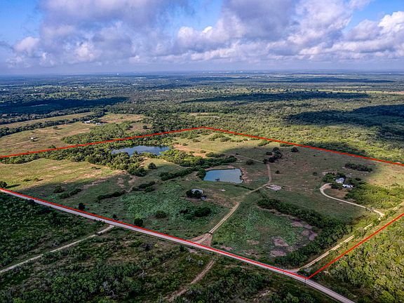 4th image of 854 County Road 421