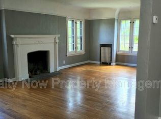 18028 Winslow Rd APT 2, Beachwood, OH 44122