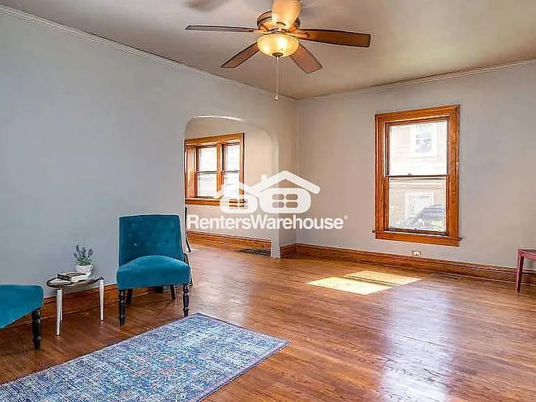 2805 Kingman Blvd — Photo 5