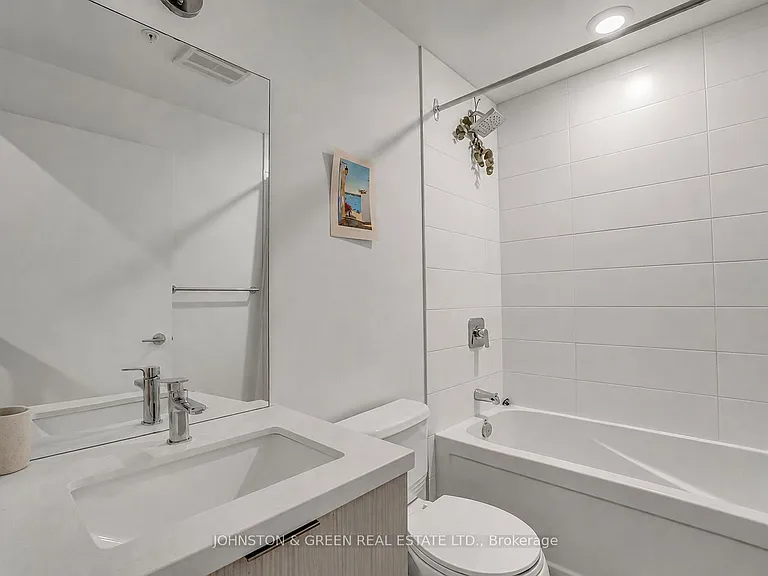 109 Ossington Ave #207 — Photo 28