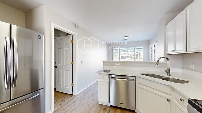 7123 N 77th Dr — Photo 10